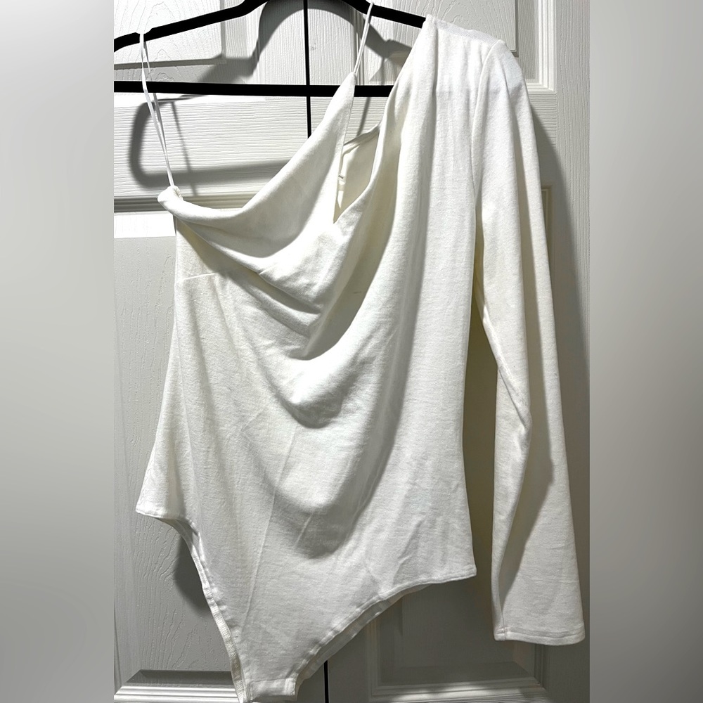 Glam Ivory One Shoulder Long Sleeve Bodysuit NWT